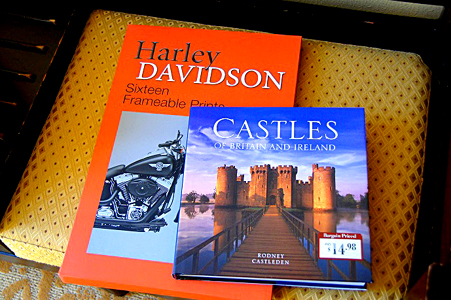 アイルランドとブリテンのお城写真集と
ハーレー・ダビッドソンのプリント集16枚